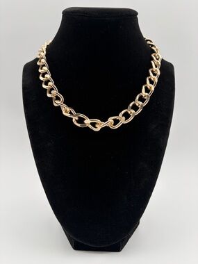Vintage 90s Gold Tone Chunky Chain Necklace Bold Retro Statement